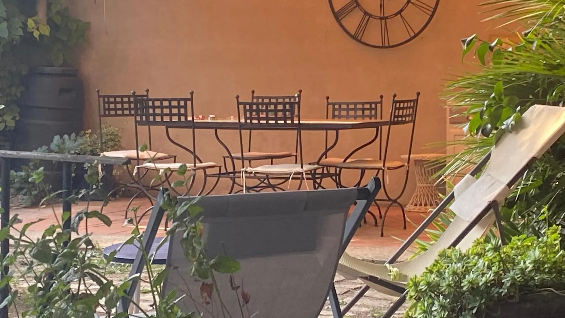 Les Lauriers Duplex Centre Ville Avec Jardin Nyons 0*,  France
