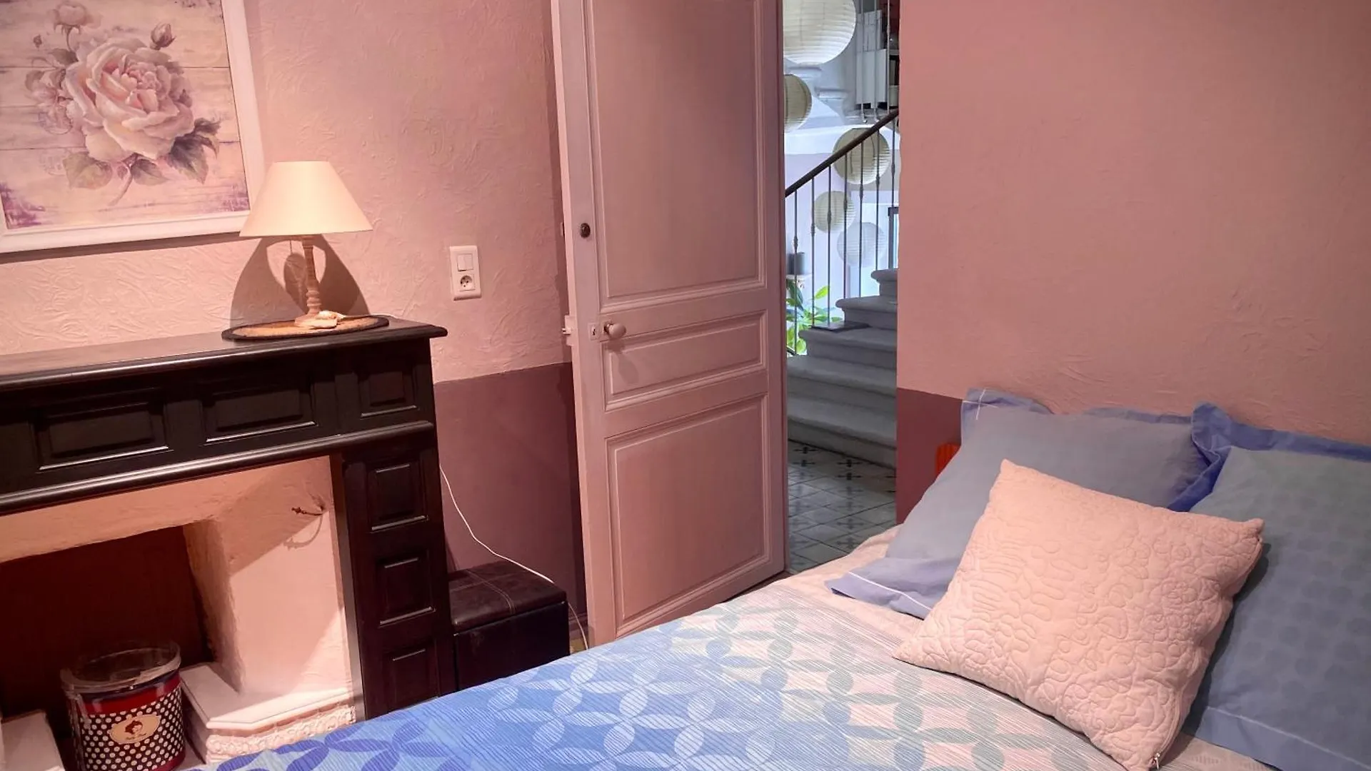 Les Lauriers Duplex Centre Ville Avec Jardin Nyons Holiday home